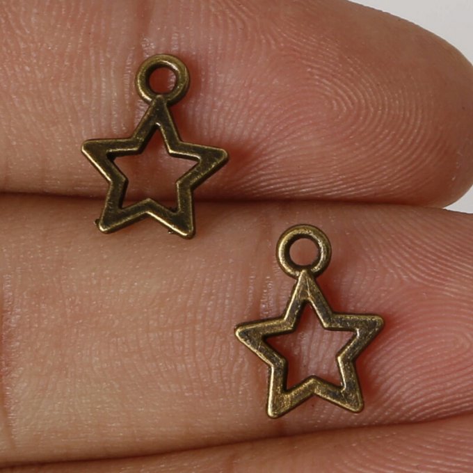 Lot de 10 breloques étoiles en métal couleur bronze antique